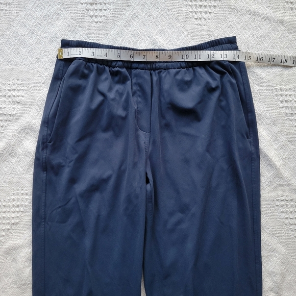 Lululemon Tapered-Leg Mid-Rise Casual Business Pant 7/8 Length - True Navy - Picture 7 of 11